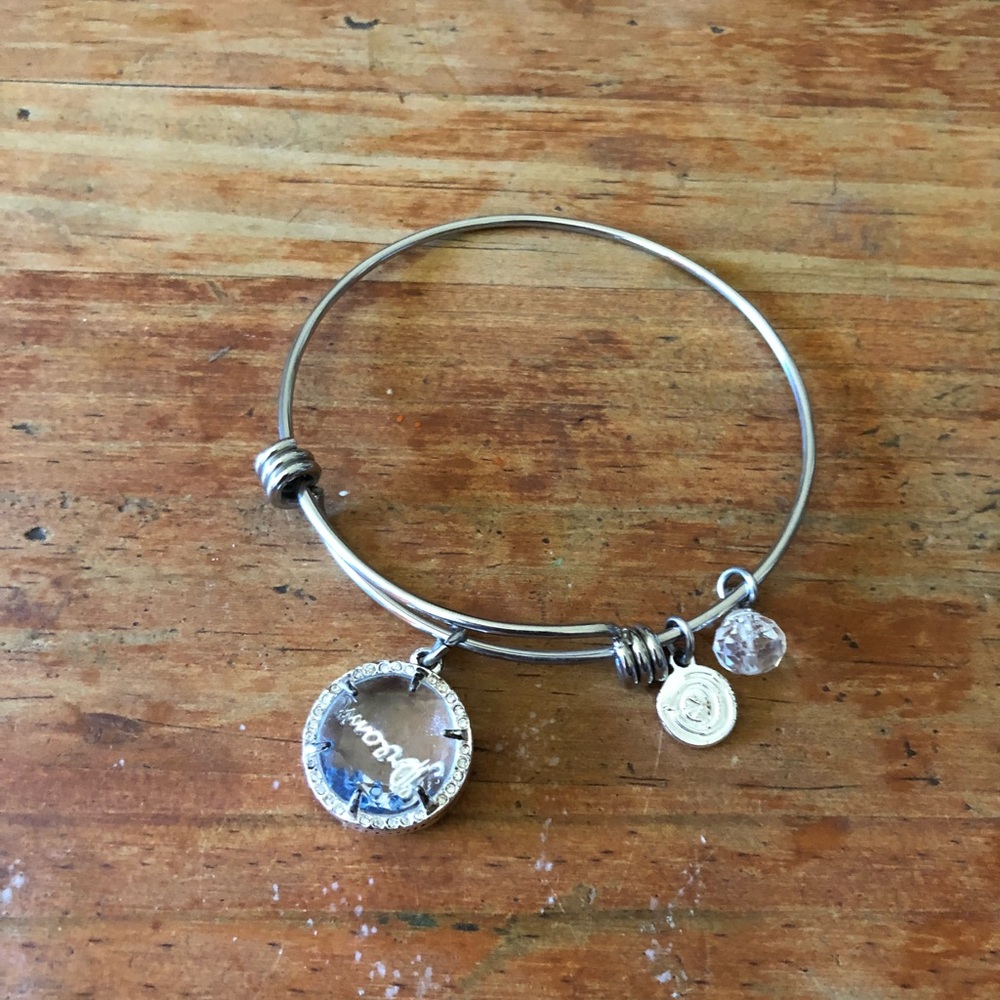 Dreams quote expandable wire bangle bracelet